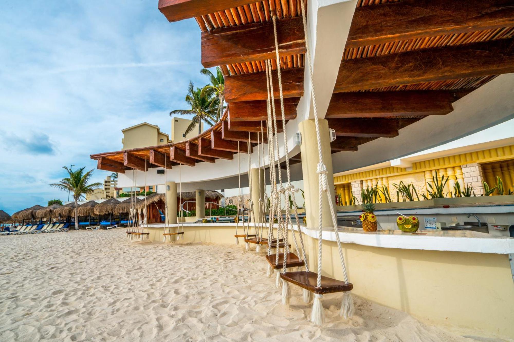 Wyndham Grand Cancun All Inclusive Resort & Villas Bagian luar foto